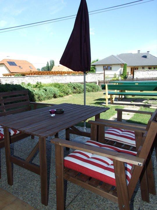 Huber Panzio Bed & Breakfast Fertőrákos Екстериор снимка